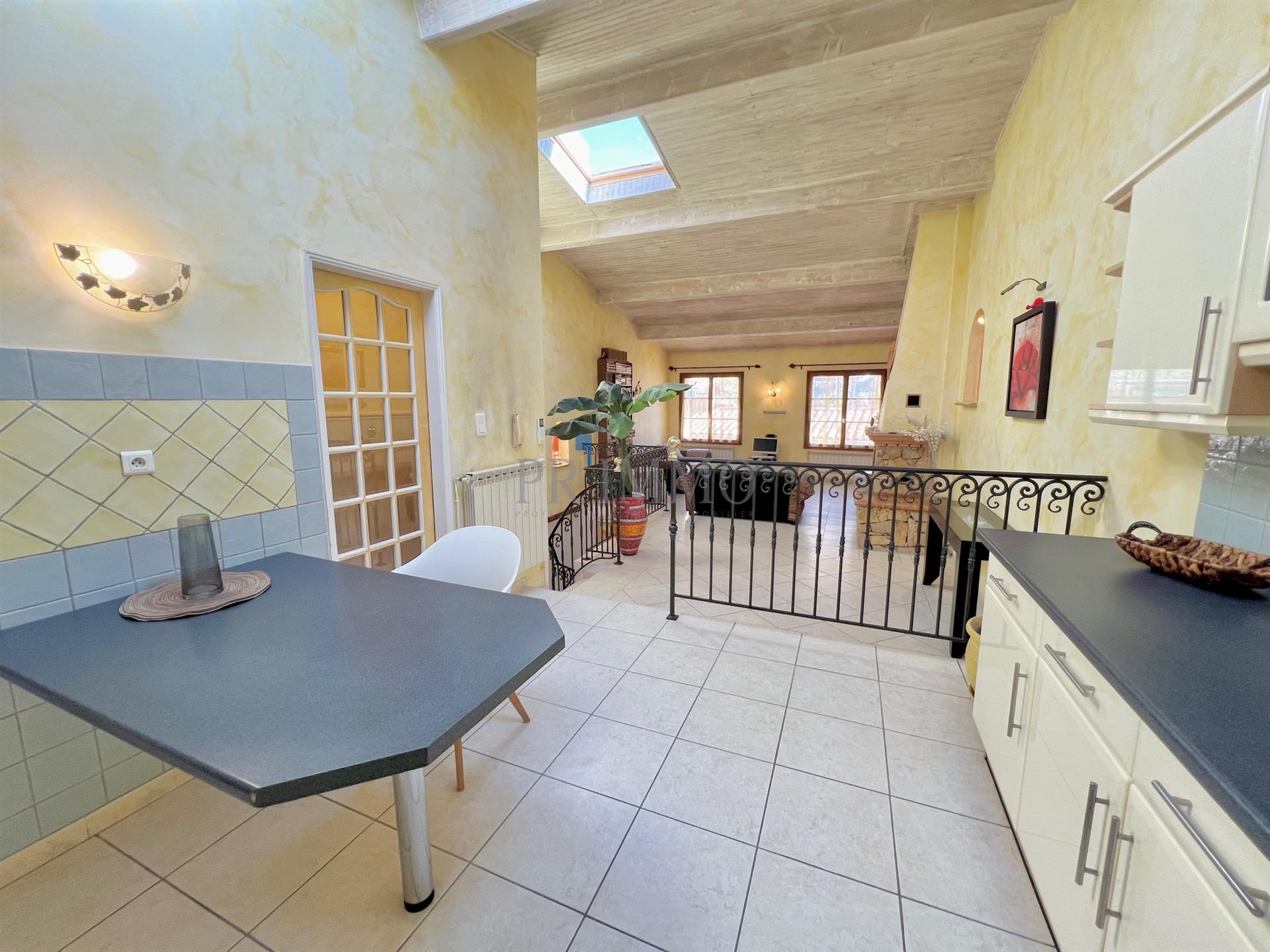 Maison à vendre, 110m², Fréjus