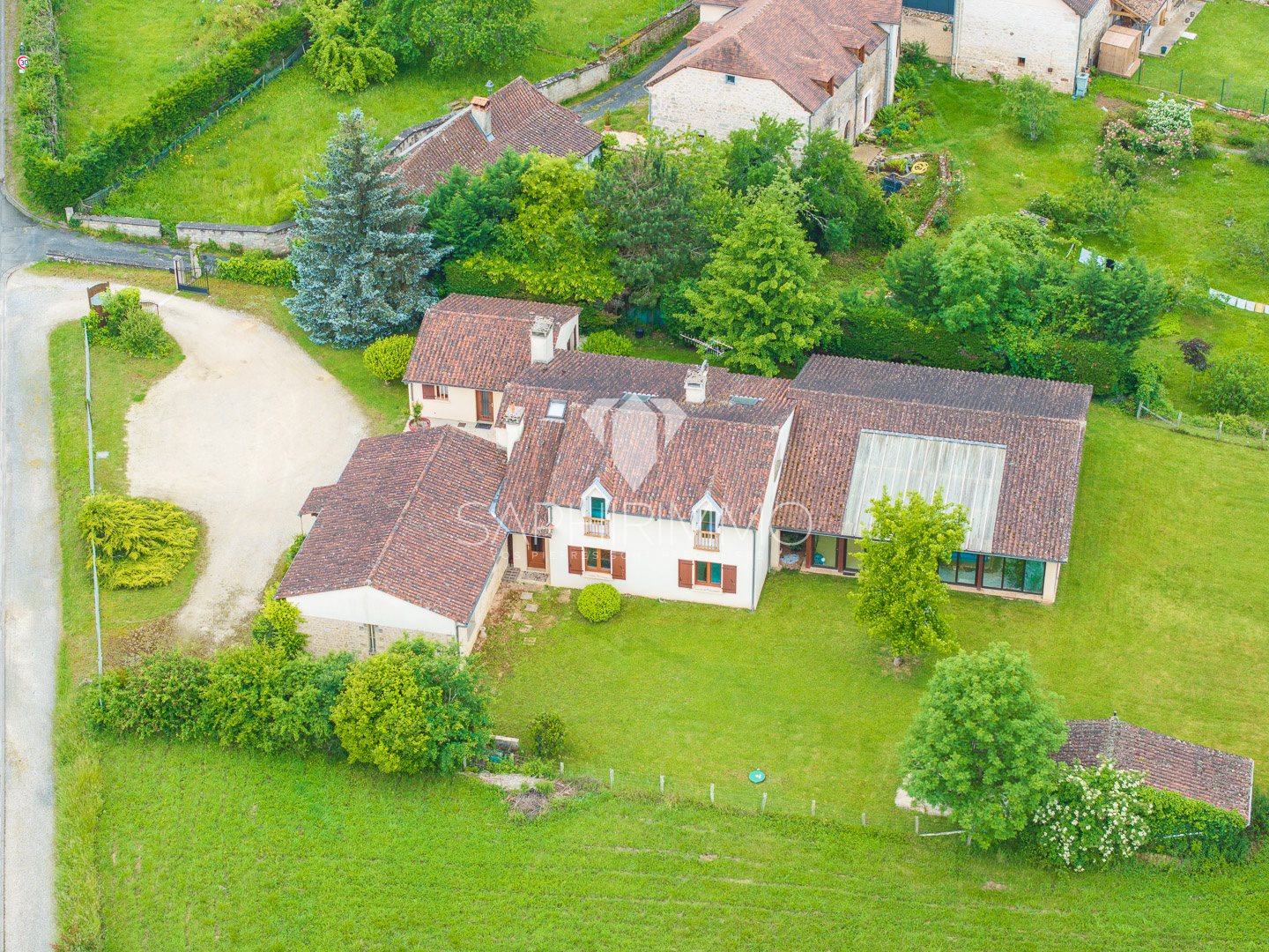 Maison à vendre, 300m², Cherveix-Cubas