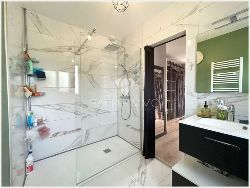Maison à vendre, 170m², Malemort