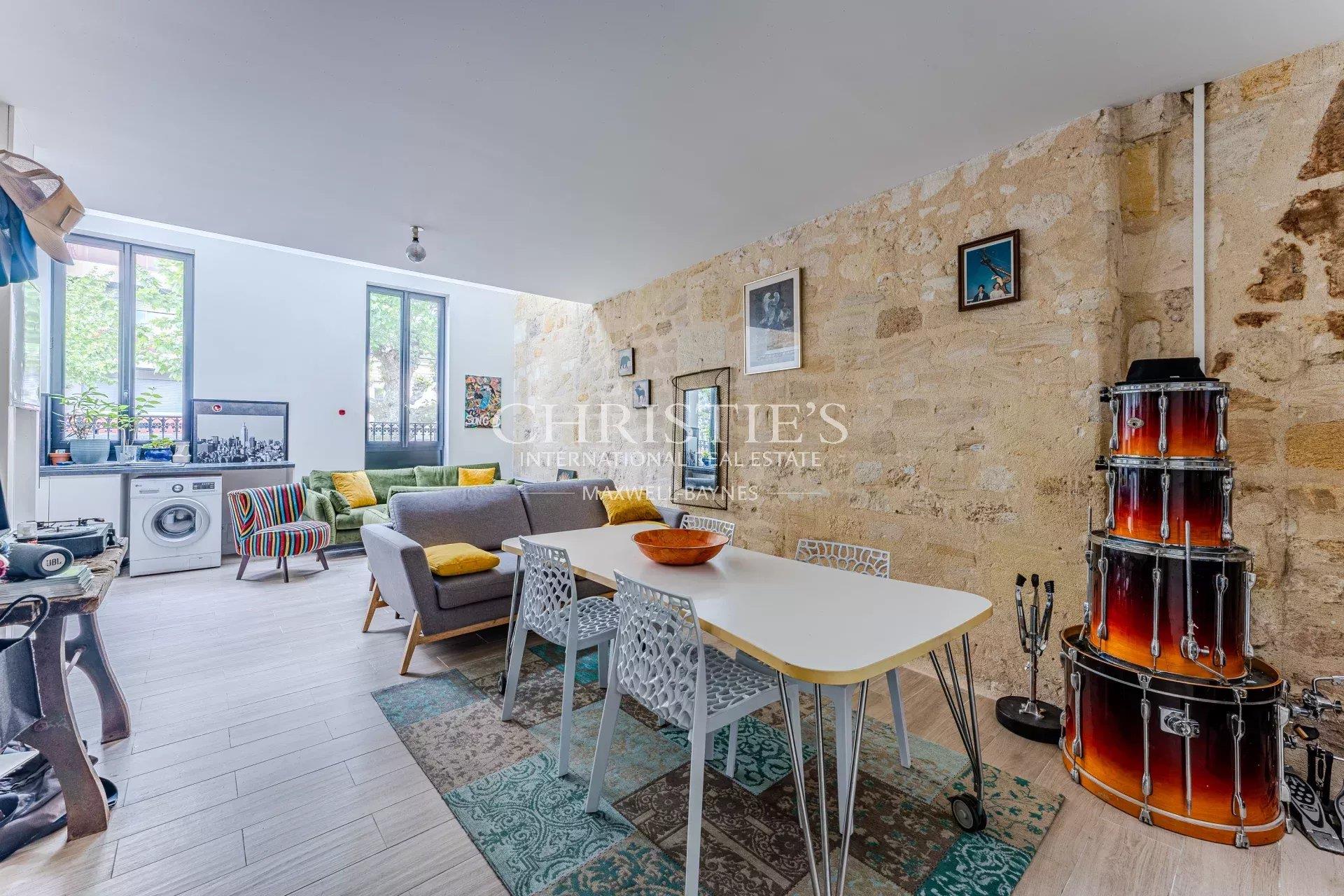 Stone Building With Commercial Space And Apartment – Bordeaux City Centre - Ansicht 3