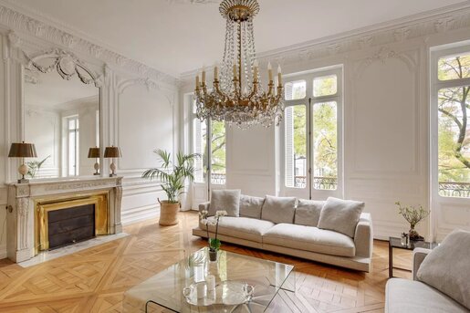 Appartement 8 pièces 205 m² · à Bordeaux · 205 m² · 1 560 000 €
