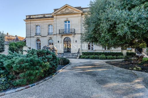 Maison 15 pièces 702 m² · à Bordeaux · 702 m² · 5 460 000 €