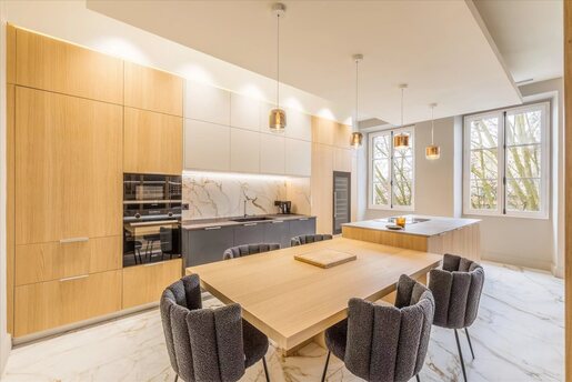 Appartement 6 pièces 130 m² · à Bordeaux · 130 m² · 1 040 000 €