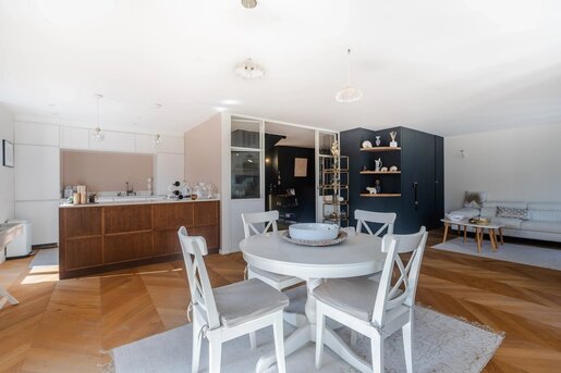 Appartement 6 pièces 97 m² · à Bordeaux · 97 m² · 699 000 €