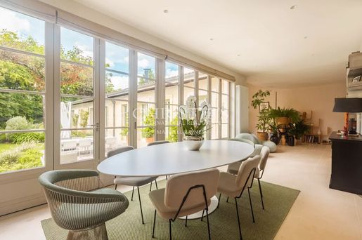 Maison 8 pièces 284 m² · à Bordeaux · 284 m² · 1 995 000 €
