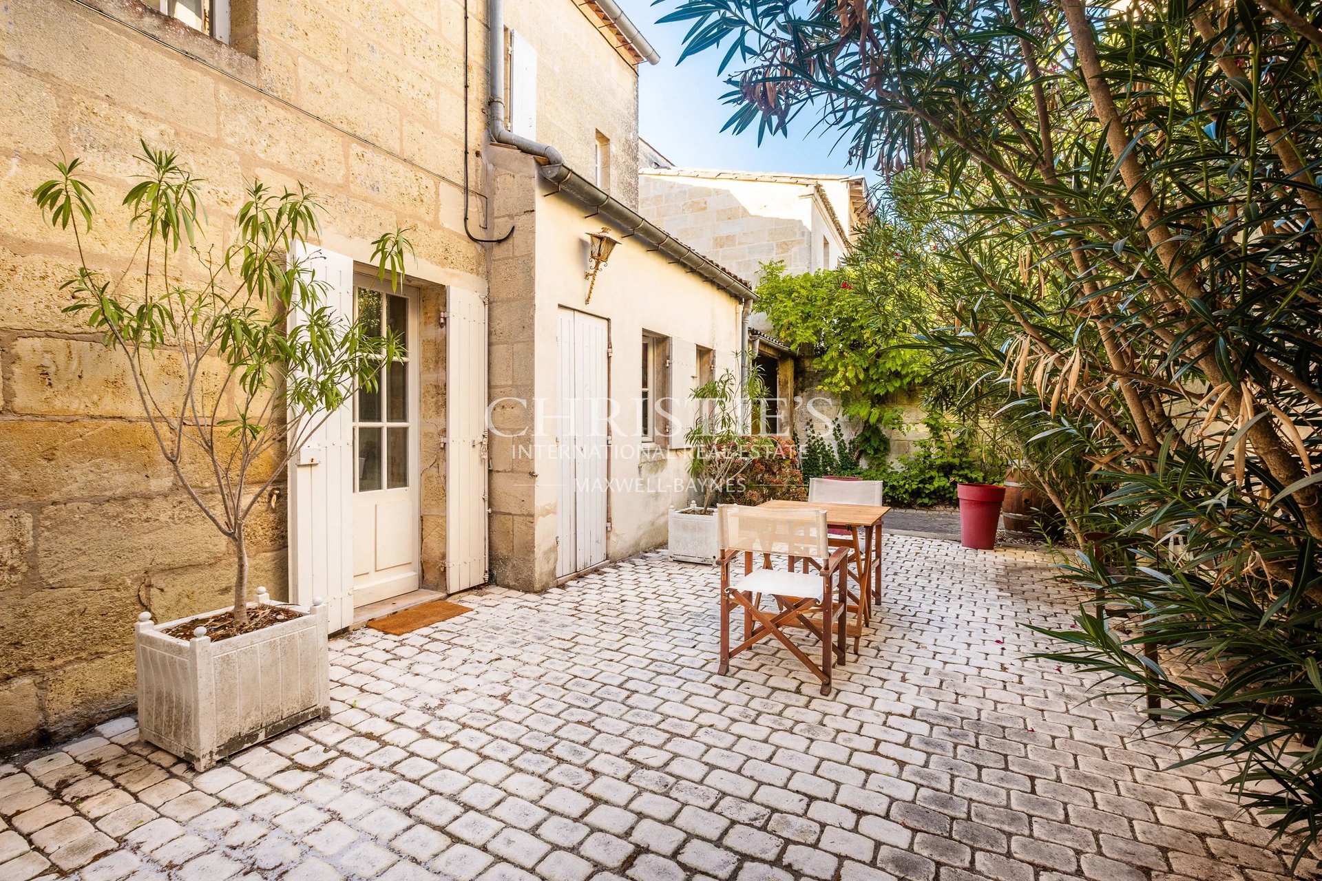 Maison à vendre, 215m², Saint-Émilion