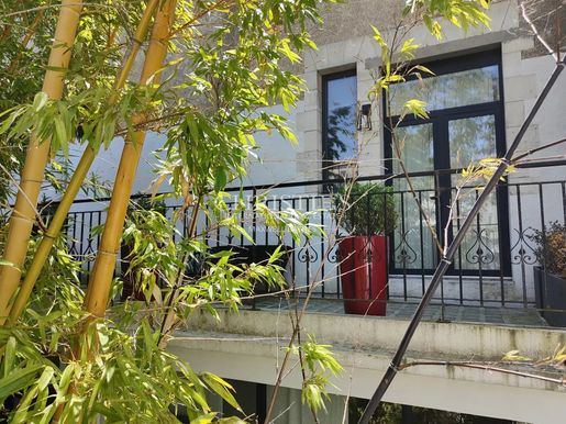 Maison 9 pièces 207 m² · à La Rochelle · 207 m² · 1 393 600 €