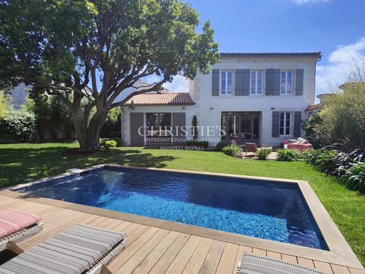 Maison 7 pièces 171 m² · à Loix · 171 m² · 3 710 000 €