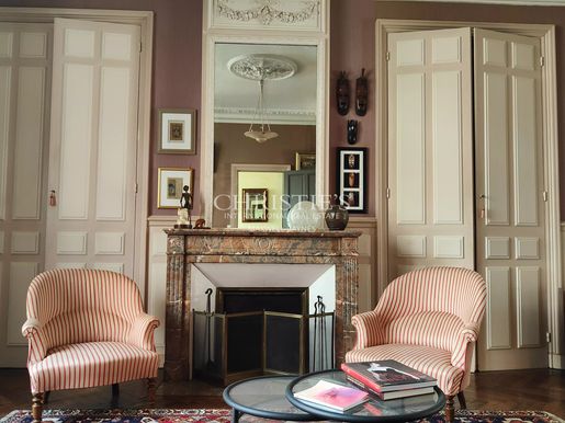 Maison 10 pièces 265 m² · à La Rochelle · 265 m² · 1 590 000 €