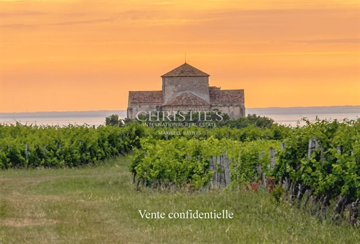 Maison 20 pièces 450 m² · à Royan · 450 m² · 1 982 200 €