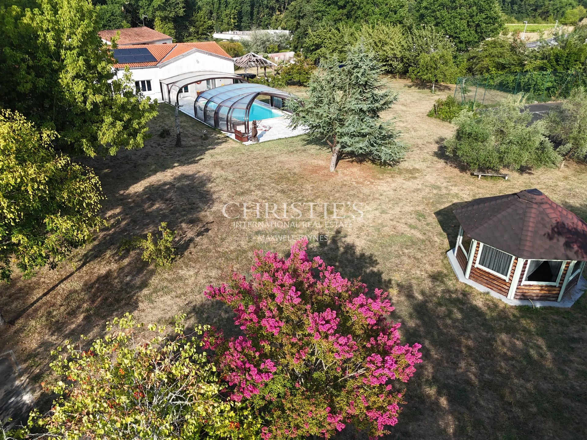 Maison à vendre, 371m², Grézac