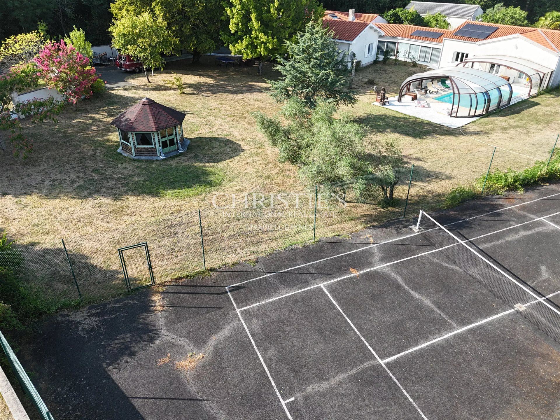 Maison à vendre, 371m², Grézac