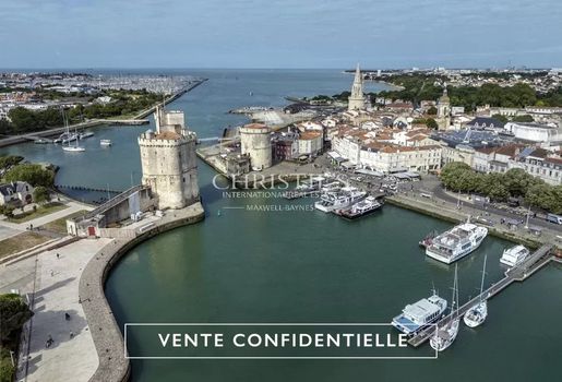 Maison 14 pièces 375 m² · à La Rochelle · 375 m² · 2 500 000 €