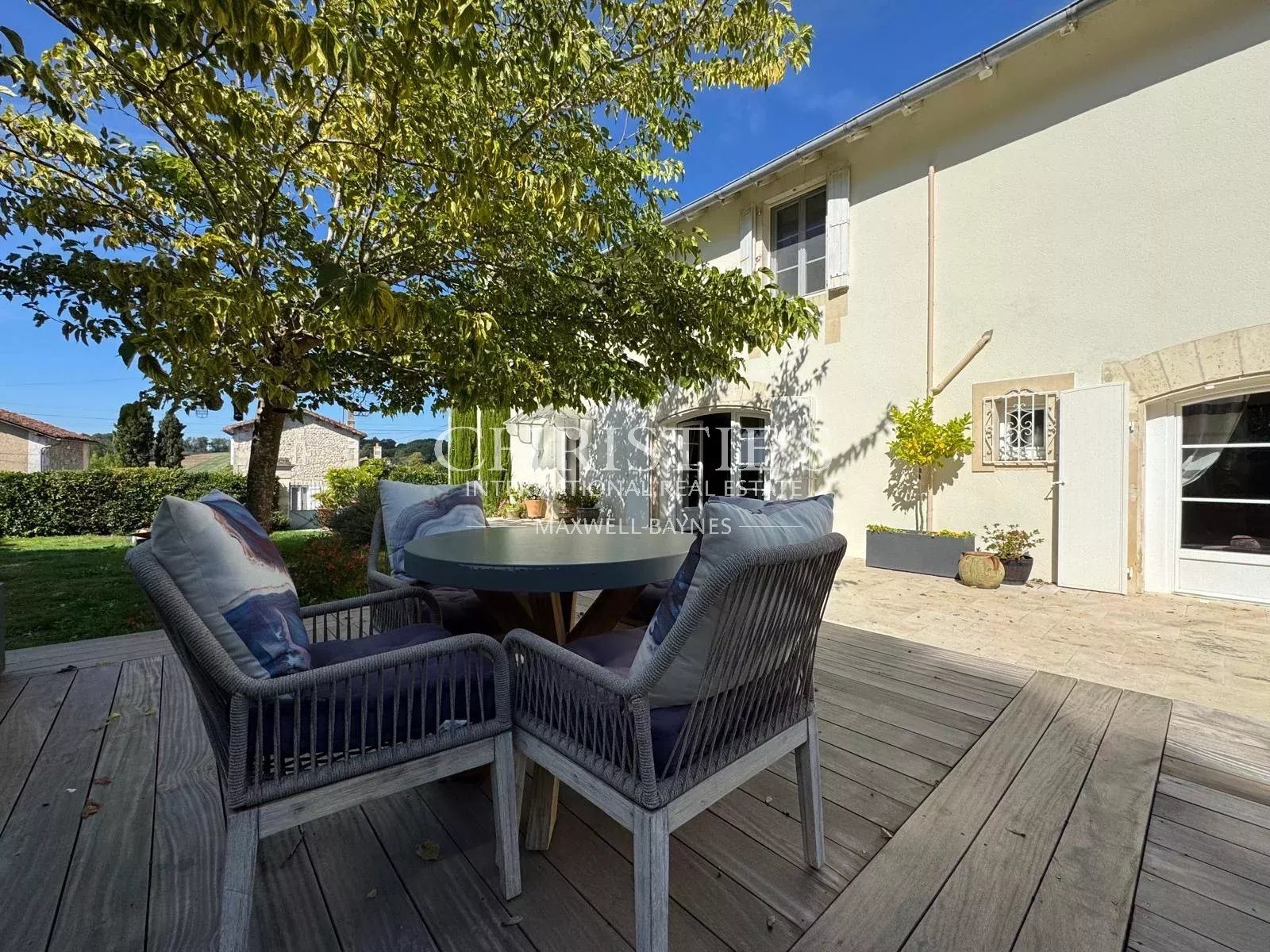 Maison à vendre, 266m², Villebois-Lavalette