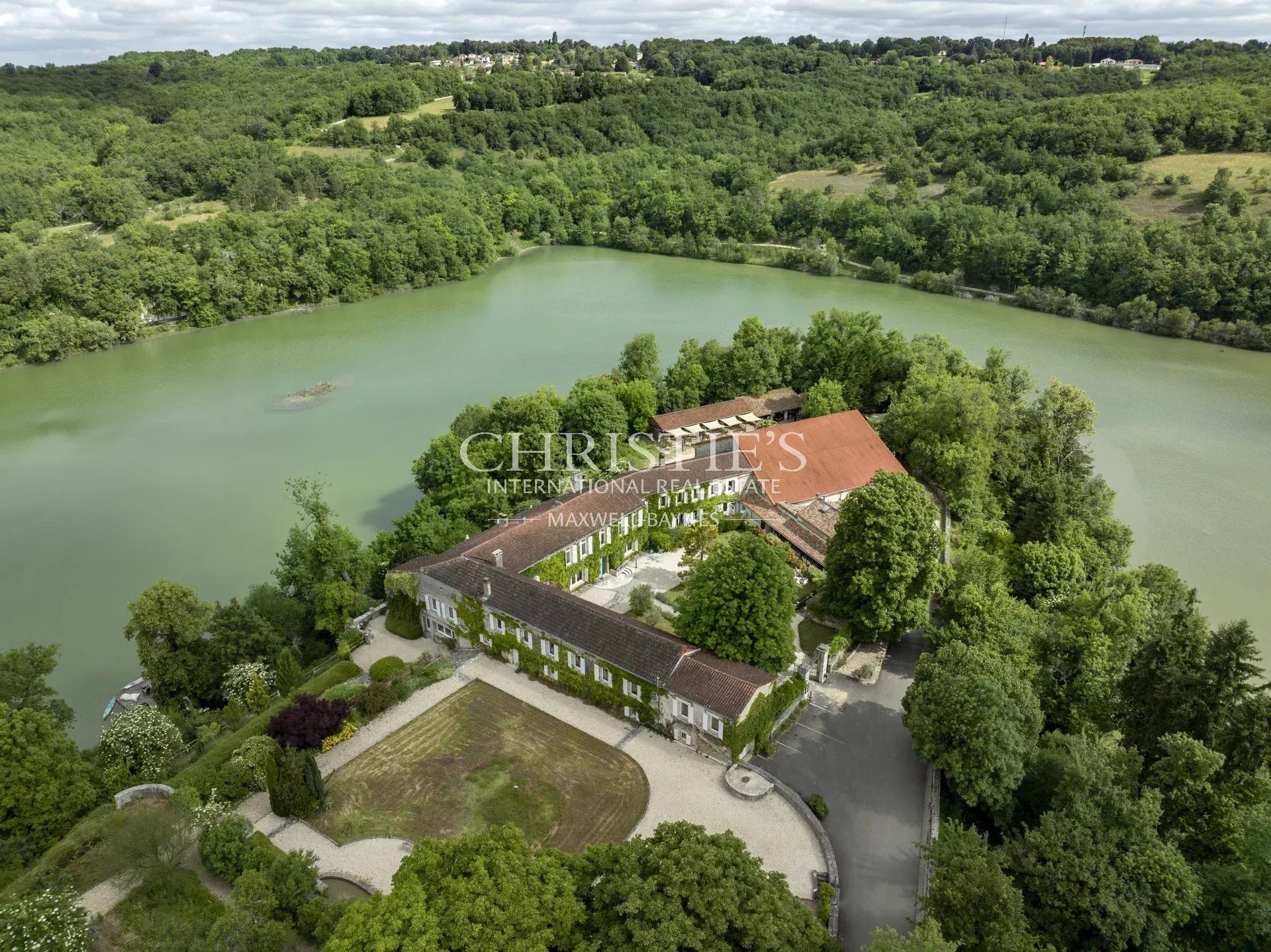 Maison à vendre, 1195m², Angoulême