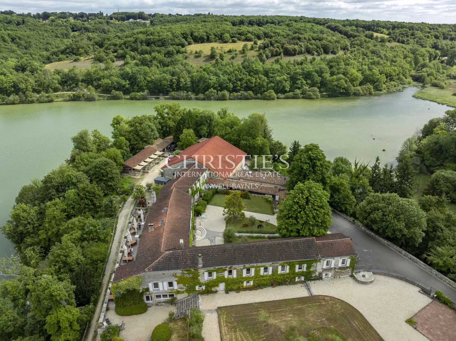 Maison à vendre, 1195m², Angoulême