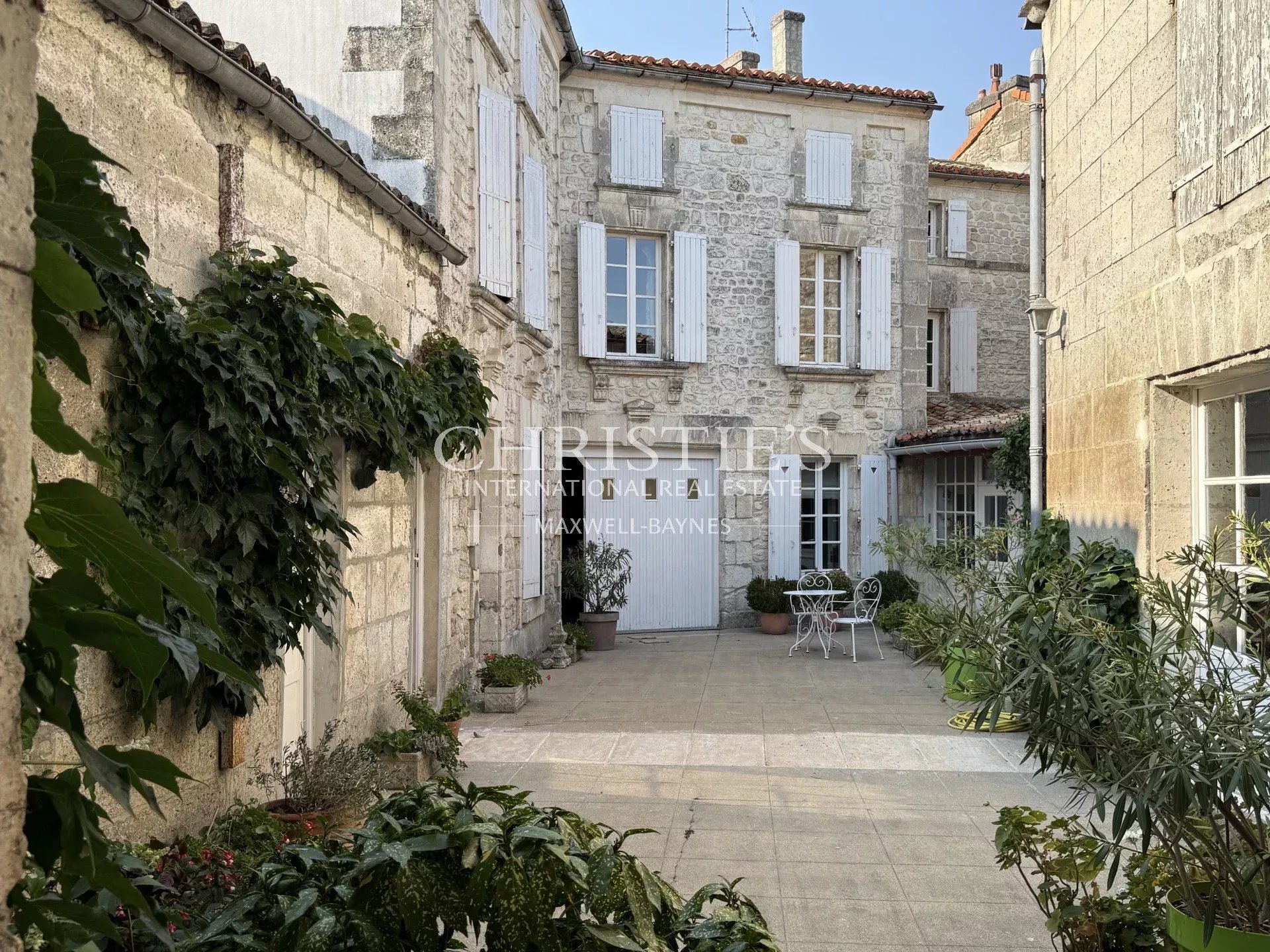 Maison à vendre, 181m², Angoulême