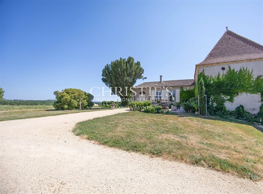 Maison 6 pièces 178 m² · à Lauzun · 178 m² · 588 300 €
