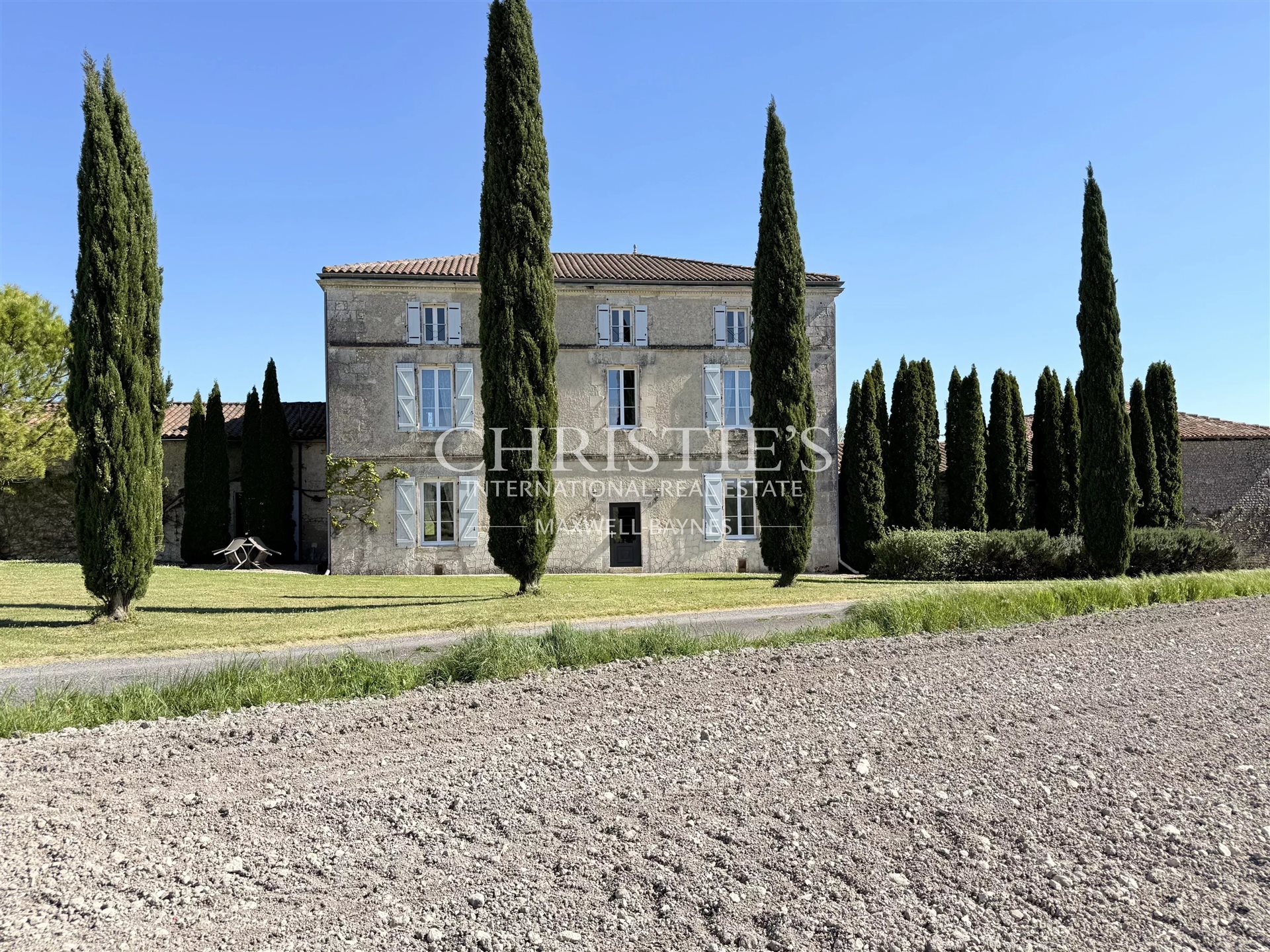 Maison à vendre, 584m², Barbezieux-Saint-Hilaire