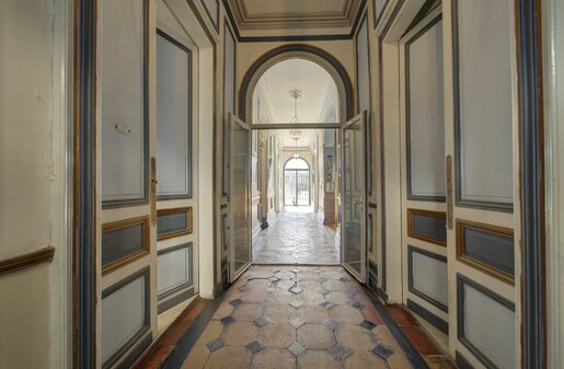 Maison 16 pièces 614 m² · à Castillon-la-Bataille · 614 m² · 849 000 €
