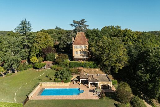 Maison 14 pièces 360 m² · à Sarlat-la-Canéda · 360 m² · 1 065 000 €