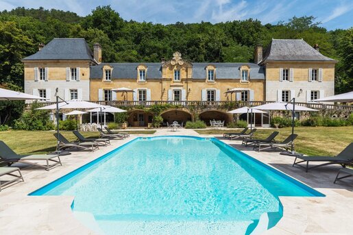 Maison 14 pièces 700 m² · à Sarlat-la-Canéda · 700 m² · 1 850 000 €