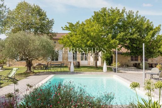 Maison 8 pièces 270 m² · à Cambes · 270 m² · 1 500 000 €