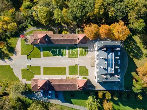 Maison 20 pièces 745 m² · à Auch · 745 m² · 2 550 000 €