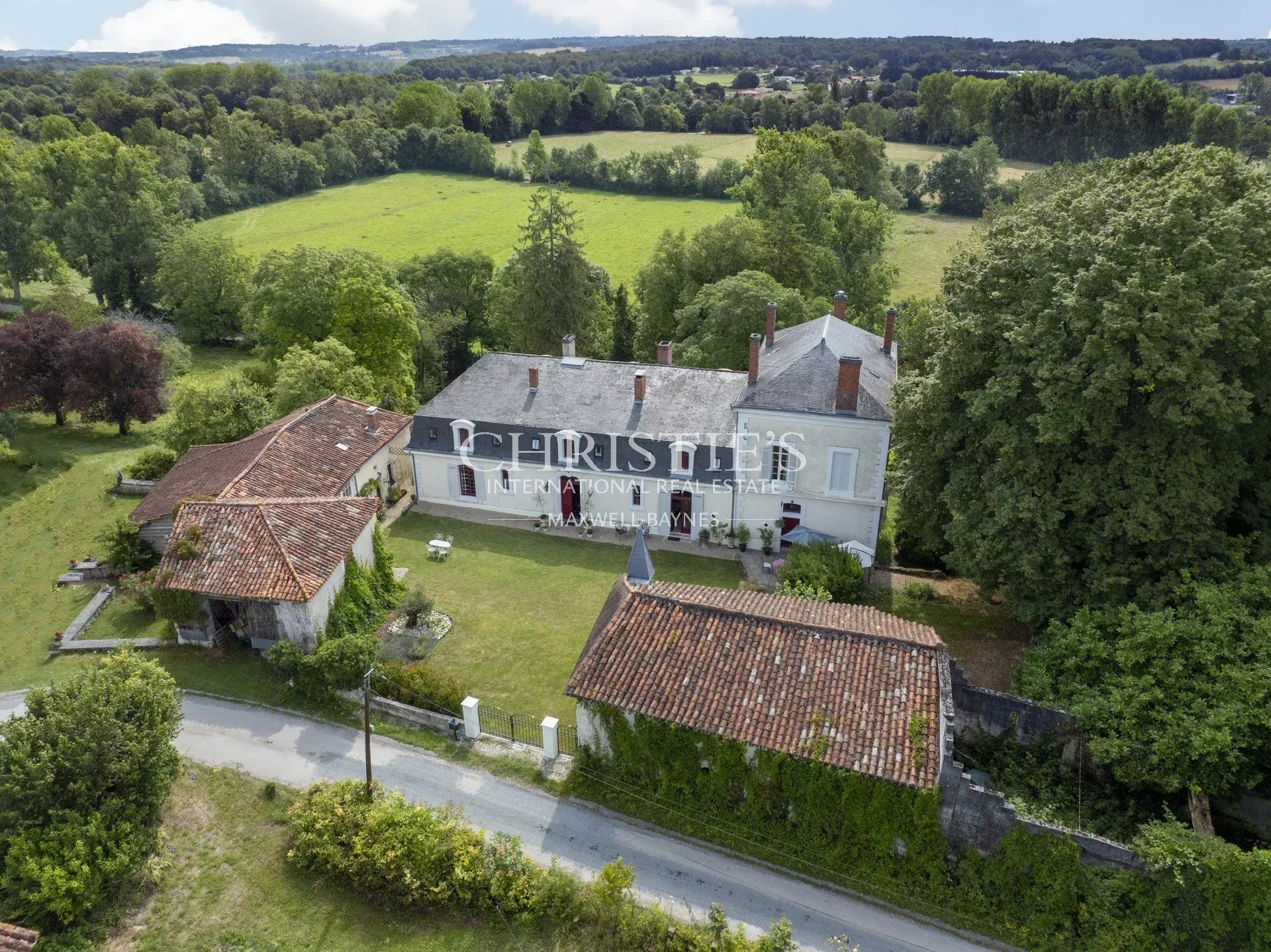 Maison à vendre, 620m², Montagrier