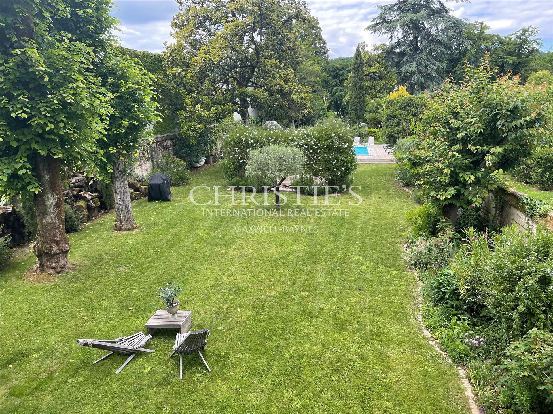 Maison à vendre, 652m², Sainte-Foy-la-Grande