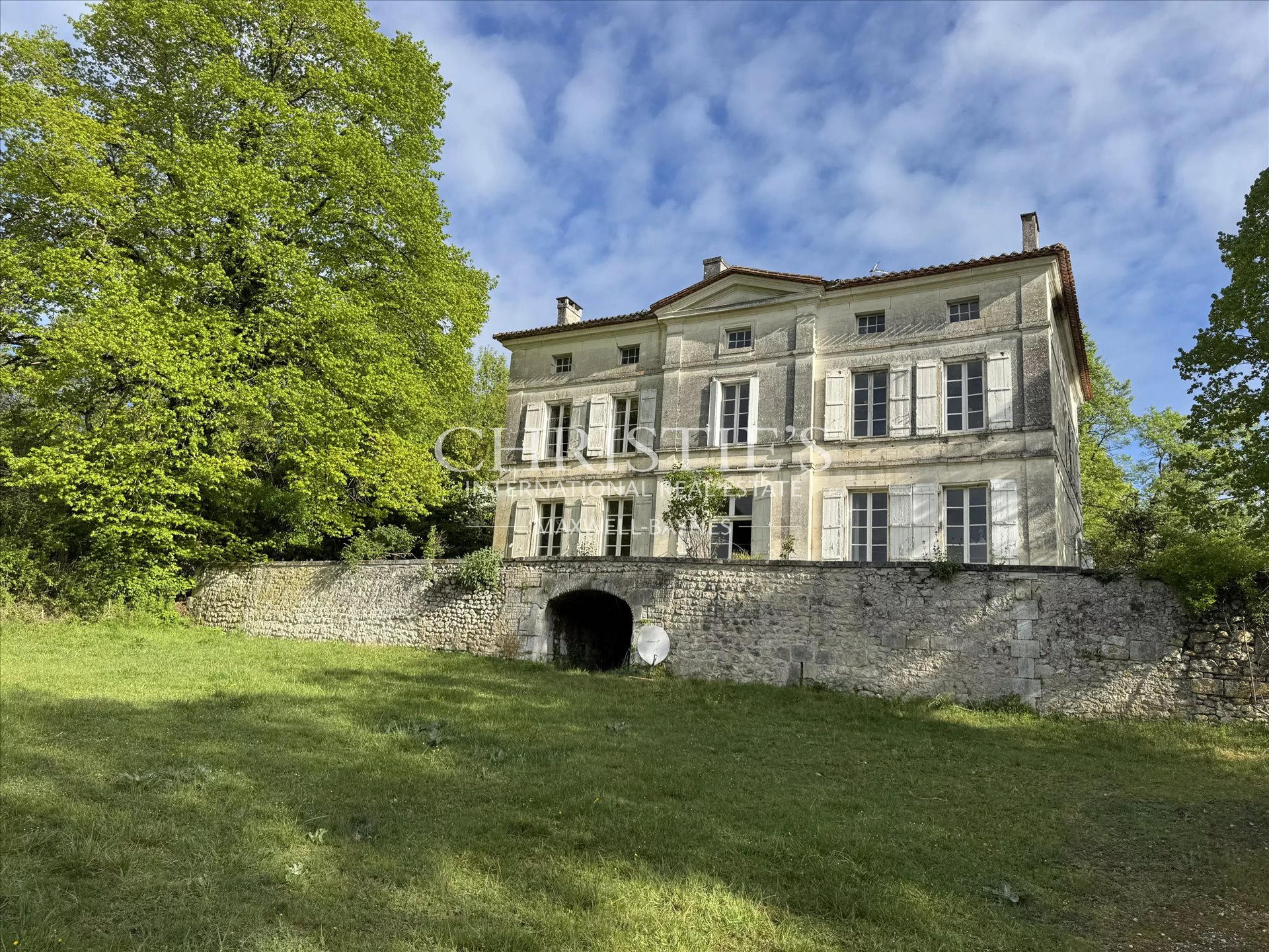 Maison à vendre, 298m², Villebois-Lavalette