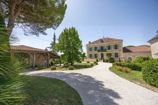 Maison 21 pièces 666 m² · à Agen · 666 m² · 1 600 000 €