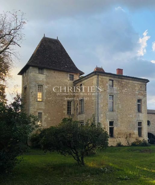 Maison 14 pièces 750 m² · à Villenave-d'Ornon · 750 m² · 1 995 000 €