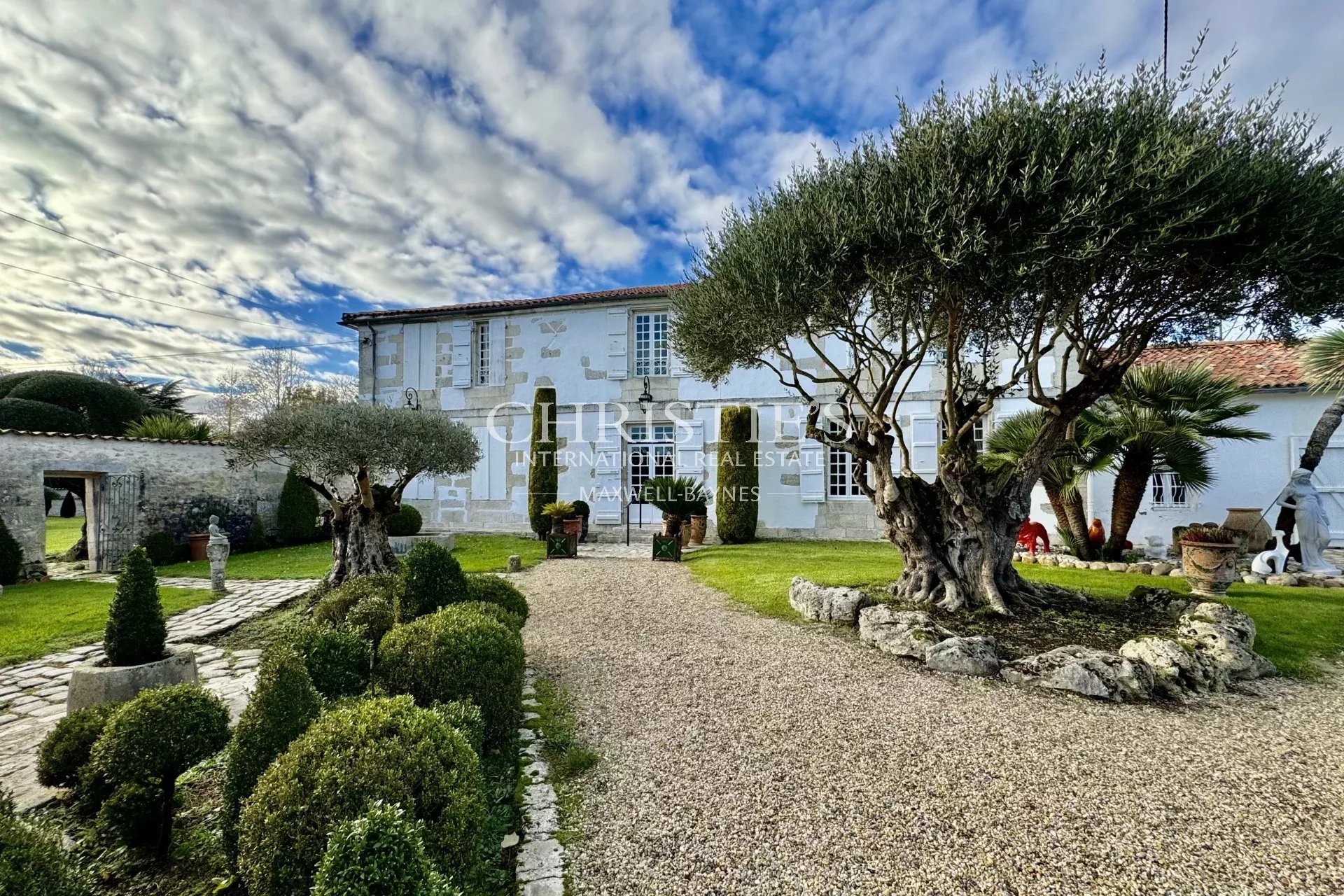 Maison à vendre, 400m², Saintes