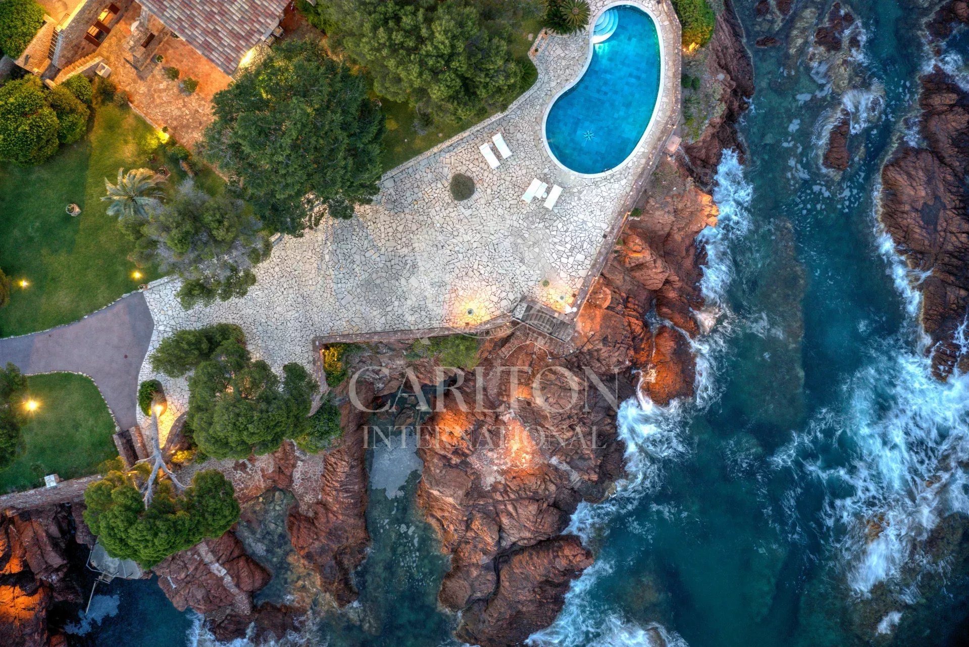 Maison à vendre, 625m², Théoule-sur-Mer