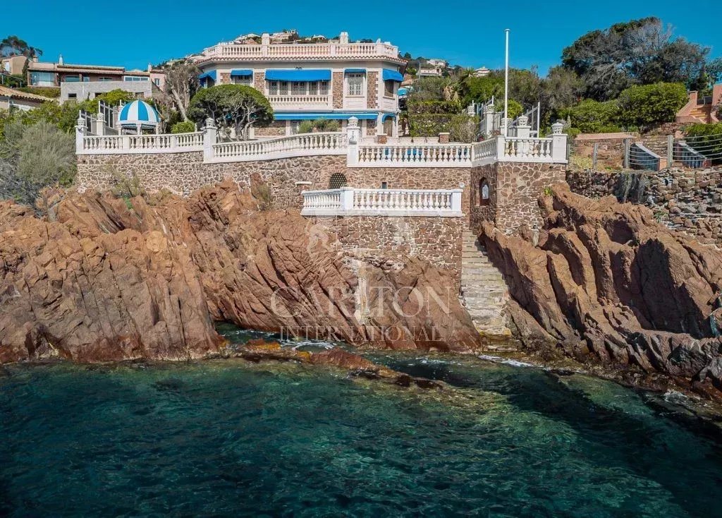 Maison à vendre, 262m², Saint-Raphaël