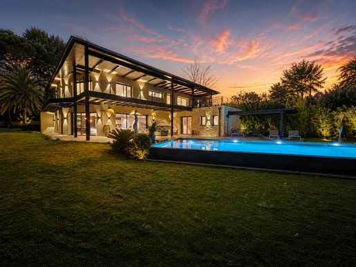 Maison 9 pièces 465 m² · à Mougins · 465 m² · 5 400 000 €