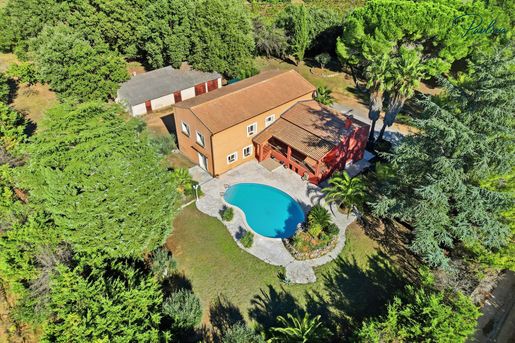 Maison 8 pièces 252 m² · à Saint-Aunès · 252 m² · 820 000 €