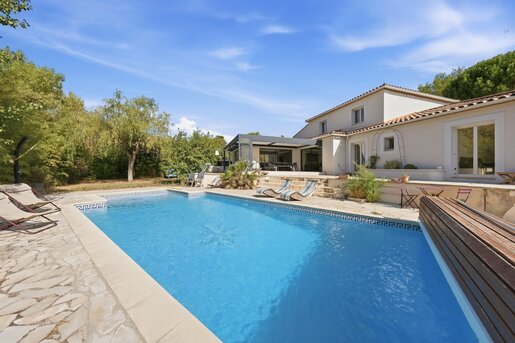 Maison 7 pièces 230 m² · à Saint-Clément-de-Rivière · 230 m² · 1 080 000 €