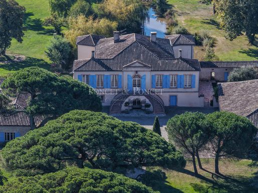 Maison 25 pièces 550 m² · au Gosier · 550 m² · 2 250 000 €