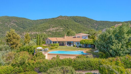 Maison 5 pièces 185 m² · à Rayol-Canadel-sur-Mer · 185 m² · 2 290 000 €