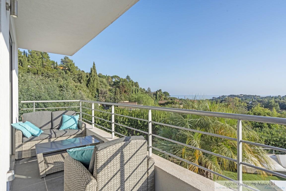 Maison à vendre, 380m², Cavalaire-sur-Mer