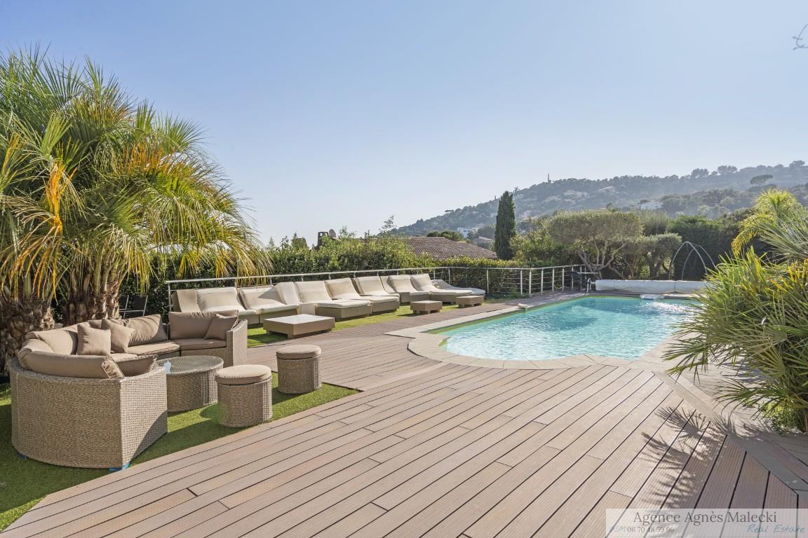 Maison à vendre, 380m², Cavalaire-sur-Mer