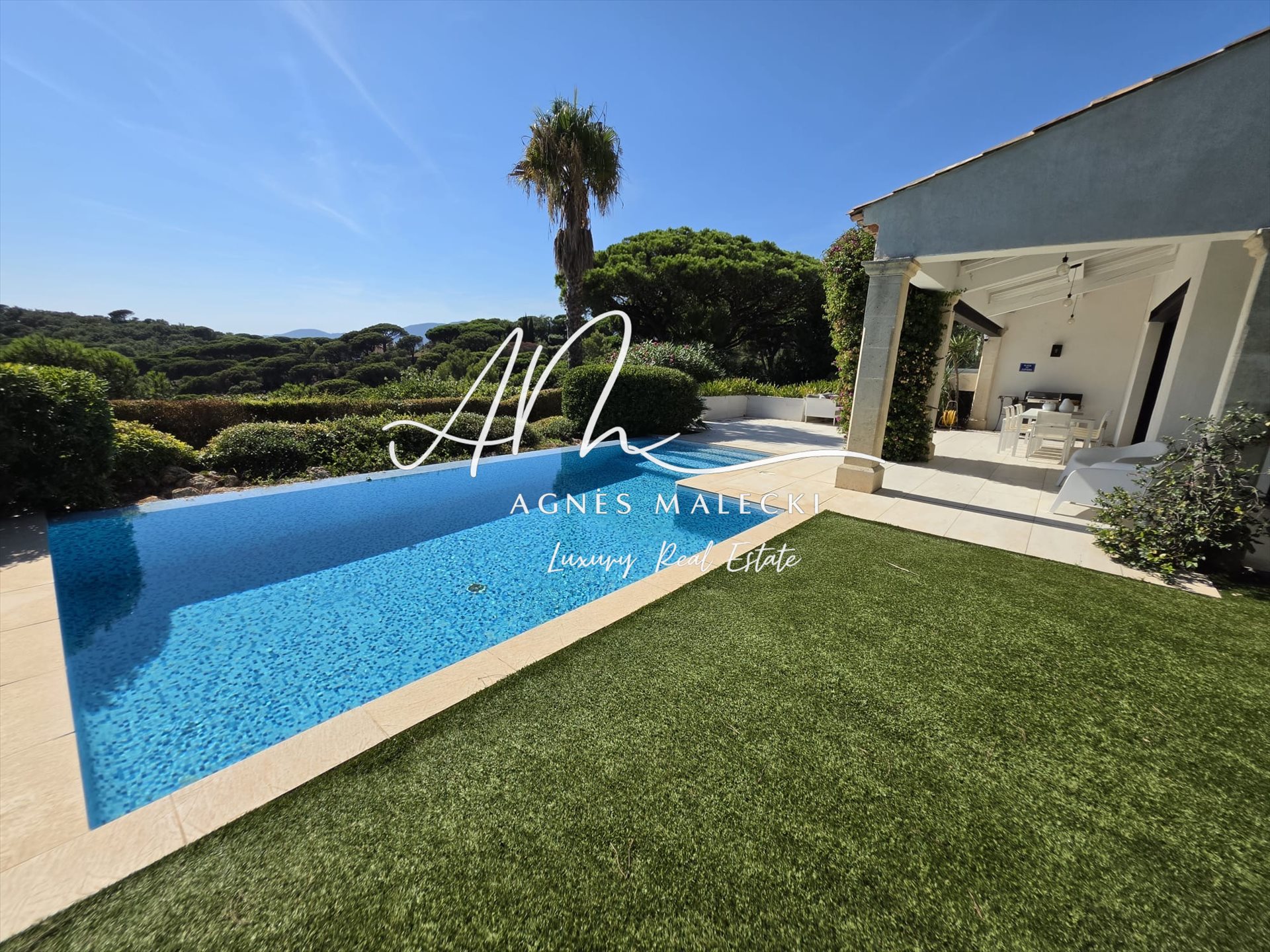 Maison à vendre, 170m², La Croix-Valmer