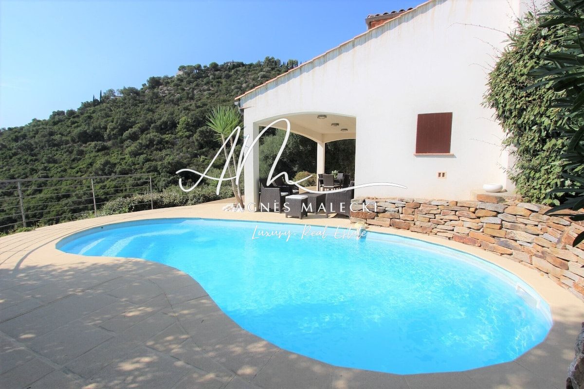 Maison à vendre, 110m², Cavalaire-sur-Mer