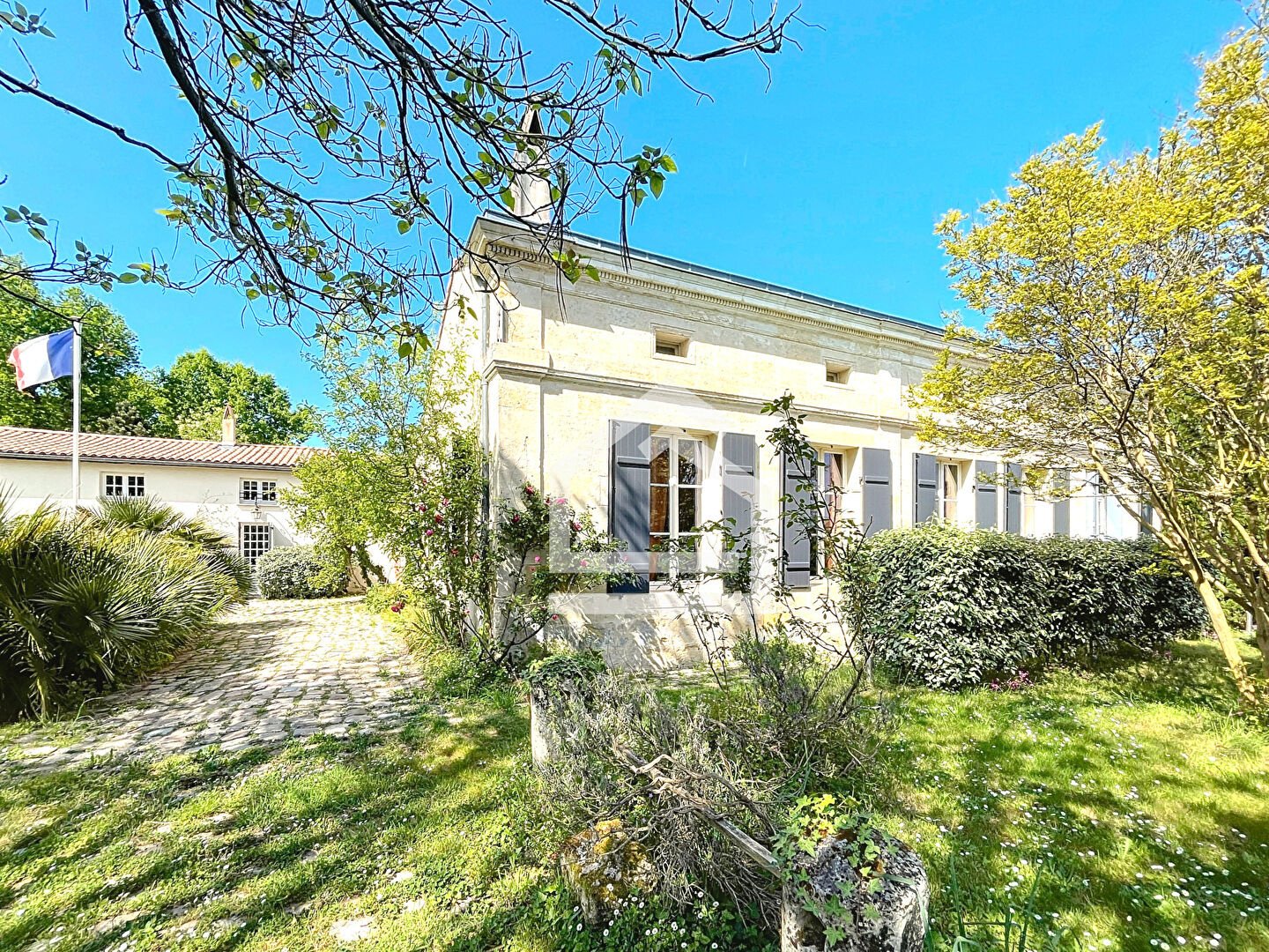Maison à vendre, 360m², Arsac