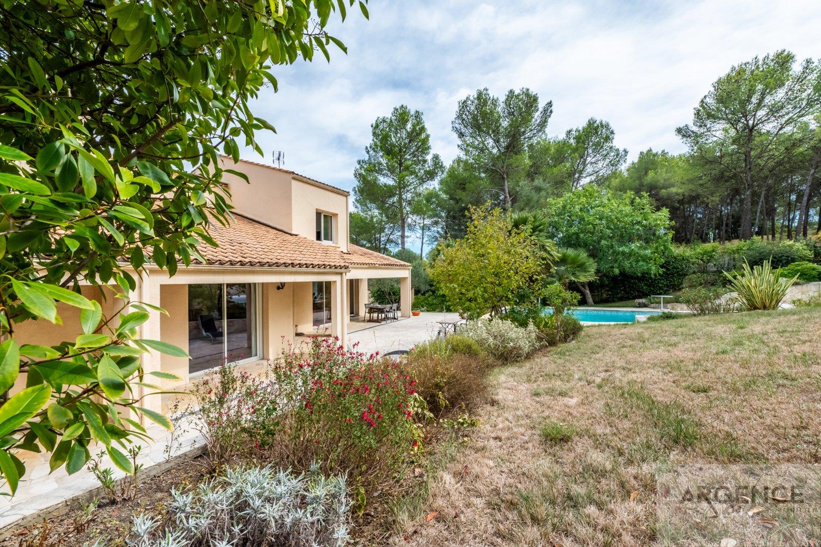 Maison à vendre, 220m², Saint-Clément-de-Rivière
