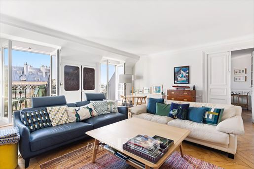 5 pièces 122 m² · à Paris 6ème · 122 m² · 3 150 000 €
