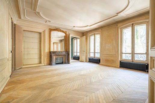 Appartement 6 pièces 230 m² · à Paris 7ème · 230 m² · 2 975 000 €