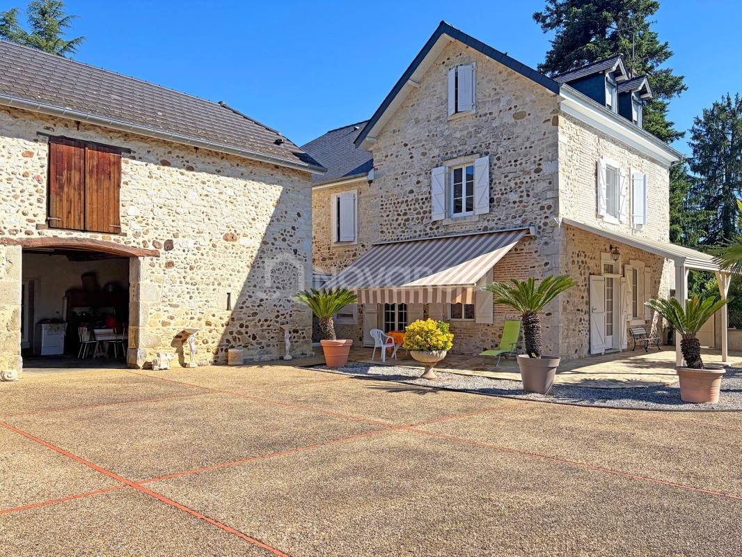 Maison à vendre, 230m², Gan